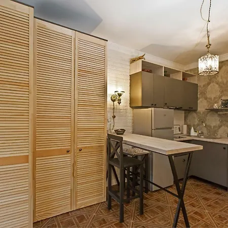 Marta's Cozy Apartment-комфортабельные Near Airport 